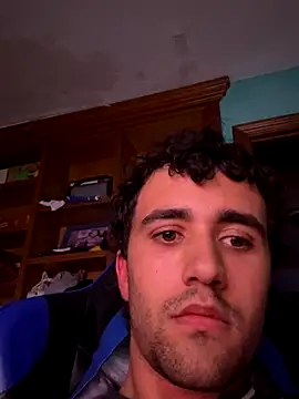 aavrdvh33 online show from 12-04-25, 06:40