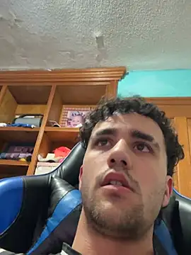 aavrdvh33 online show from 04-03-26, 09:32