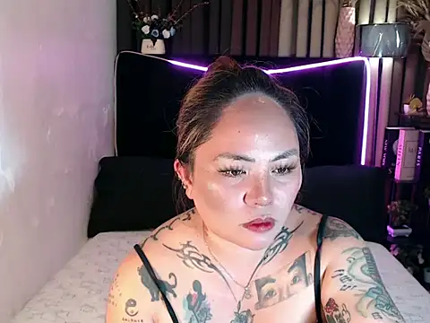 Snapshot of EstellaStarXxx chatting on 06-06-26, 04:45 EstellaStarXxx online show from 06-06-26, 04:45