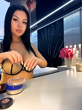 KenyaCruz online show from 10-13-25, 06:31