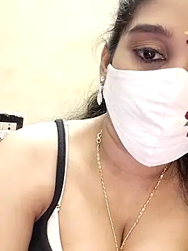 Snapshot of amelia-rani chatting on 02-07-26, 06:27 amelia-rani online show from 02-07-26, 06:27