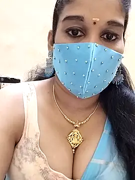 Snapshot of amelia-rani chatting on 03-26-26, 12:36 amelia-rani online show from 03-26-26, 12:36