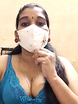 Snapshot of amelia-rani chatting on 06-15-26, 02:45 amelia-rani online show from 06-15-26, 02:45