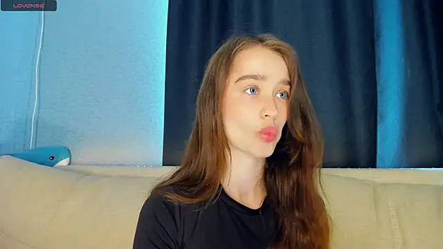 lovelyalivia online show from 05-12-26, 08:43