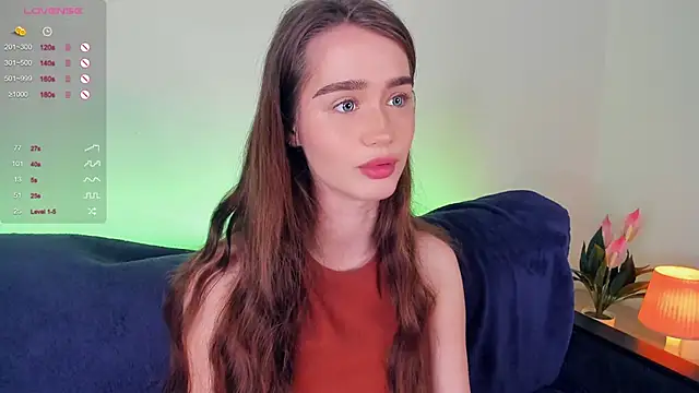 Snapshot of lovelyalivia chatting on 10-14-25, 09:32 lovelyalivia online show from 10-14-25, 09:32