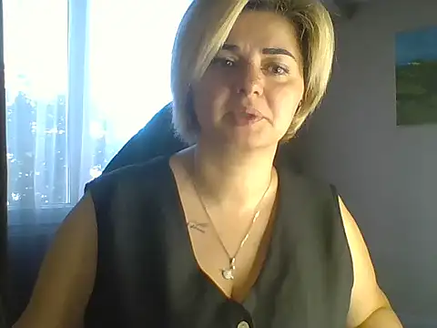 Snapshot of Wymini chatting on 09-23-25, 07:37 Wymini online show from 09-23-25, 07:37