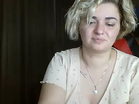 Snapshot of Wymini chatting on 09-18-25, 08:56 Wymini online show from 09-18-25, 08:56
