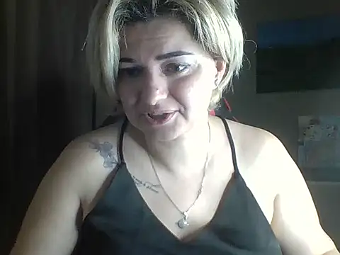 Snapshot of Wymini chatting on 10-03-25, 10:11 Wymini online show from 10-03-25, 10:11