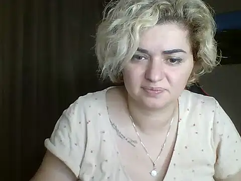 Snapshot of Wymini chatting on 09-20-25, 08:03 Wymini online show from 09-20-25, 08:03