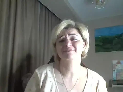 Snapshot of Wymini chatting on 09-10-25, 08:30 Wymini online show from 09-10-25, 08:30