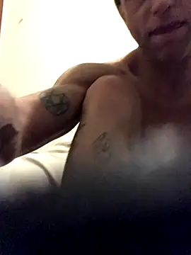 Snapshot of RivslRabbit chatting on 11-08-25, 10:02 RivslRabbit online show from 11-08-25, 10:02