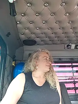 sofiacurvy 45 online show from 03-14-26, 12:44