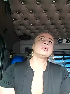 sofiacurvy 45 online show from 03-12-26, 08:02