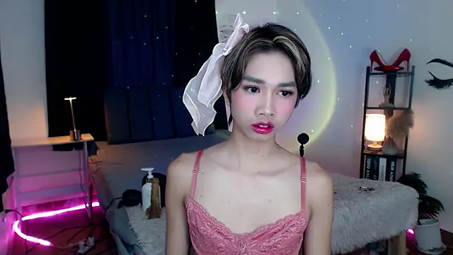 Lavictoriathegreat online show from 11-28-25, 08:09