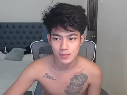 Snapshot of Prince_kiyoshi chatting on 06-26-26, 02:39 Prince kiyoshi online show from 06-26-26, 02:39