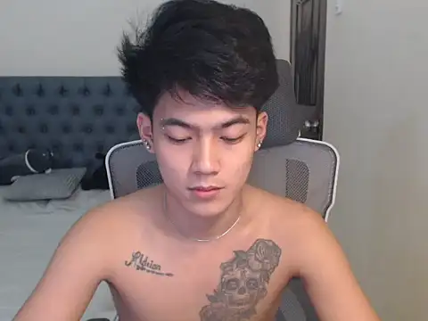 Snapshot of Prince_kiyoshi chatting on 06-21-26, 02:56 Prince kiyoshi online show from 06-21-26, 02:56