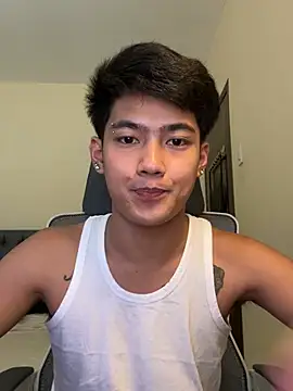 Snapshot of Prince_kiyoshi chatting on 07-16-26, 05:15 Prince kiyoshi online show from 07-16-26, 05:15