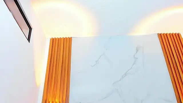 IsabellaMonet online show from 11-19-25, 11:21