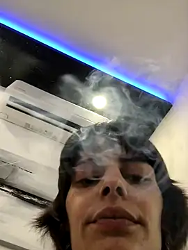 sweetchery999999 online show from 10-28-25, 03:11