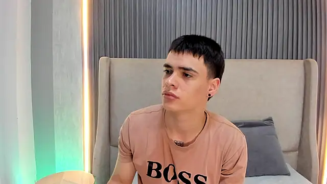 Snapshot of BenitoSaenz chatting on 02-24-26, 01:12 BenitoSaenz online show from 02-24-26, 01:12