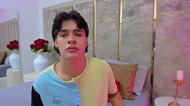 Snapshot of BenitoSaenz chatting on 01-15-26, 07:50 BenitoSaenz online show from 01-15-26, 07:50