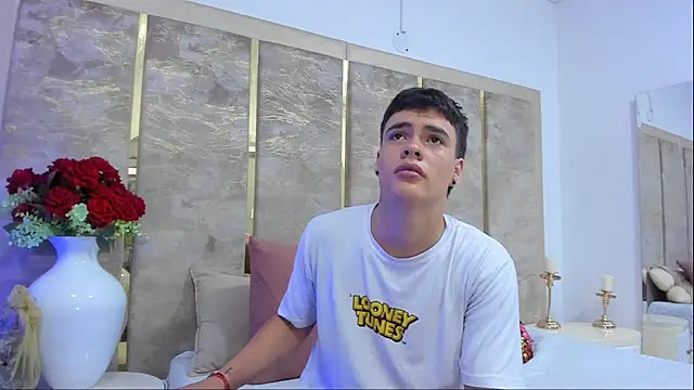 BenitoSaenz online show from 03-18-26, 01:24