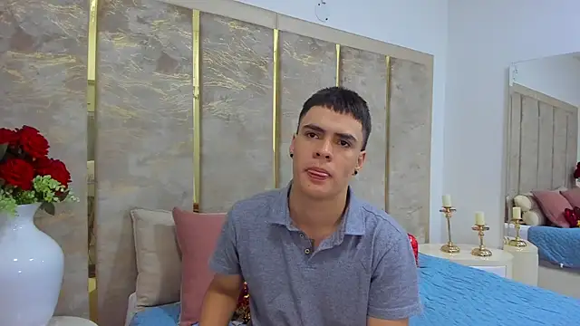 Snapshot of BenitoSaenz chatting on 02-14-26, 01:22 BenitoSaenz online show from 02-14-26, 01:22