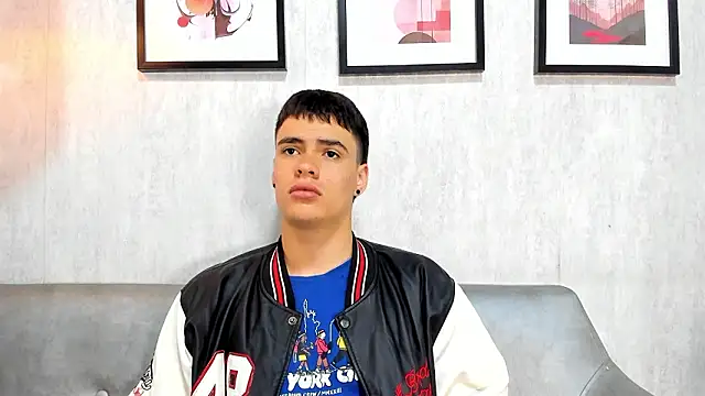 BenitoSaenz online show from 03-08-26, 01:25