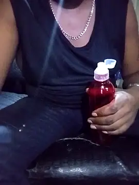 OnlyMoneyIwanT online show from 02-25-26, 01:44