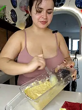 SeleneLuminari8 online show from 06-12-26, 02:37