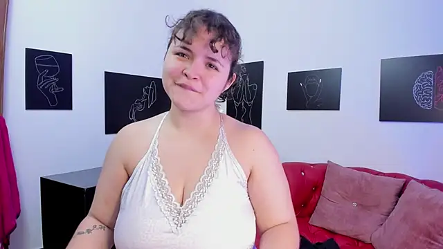 Snapshot of SeleneLuminari8 chatting on 10-28-25, 03:22 SeleneLuminari8 online show from 10-28-25, 03:22