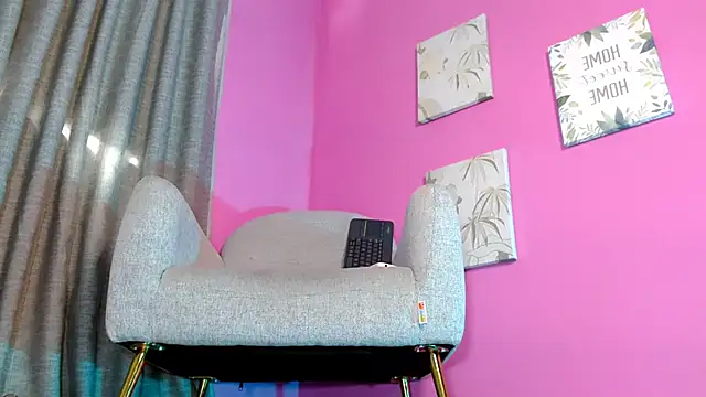 emily ox0 online show from 06-20-26, 06:24