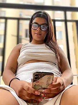 Kaily Sweet16 online show from 10-02-25, 09:51