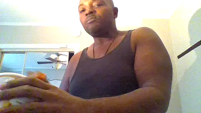 Snapshot of JezOne555 chatting on 12-16-25, 10:03 JezOne555 online show from 12-16-25, 10:03