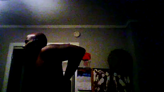 Snapshot of JezOne555 chatting on 10-13-25, 10:28 JezOne555 online show from 10-13-25, 10:28