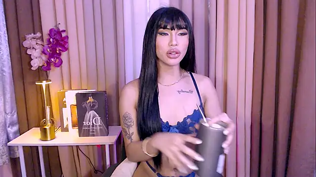 Megan sativa online show from 11-16-25, 08:19