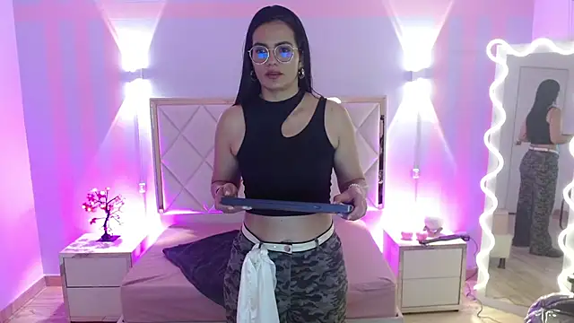 Rosalind tay online show from 03-18-26, 11:35