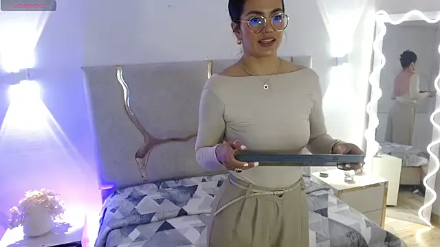 Rosalind tay online show from 10-20-25, 11:00