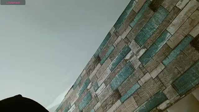 Rosalind tay online show from 09-26-25, 10:22