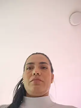 Rosalind tay online show from 05-18-26, 12:10