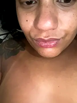 morenaluaa online show from 11-07-25, 08:02