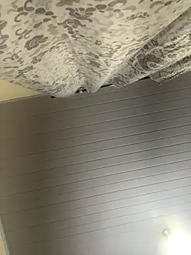 morenaluaa online show from 11-08-25, 09:24