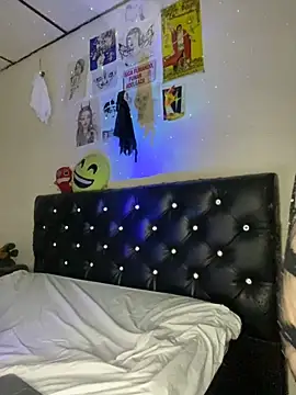 venusobryan 55 online show from 11-22-25, 09:24