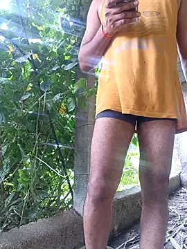 Snapshot of Sunny_cute_love chatting on 10-07-25, 07:20 Sunny cute love online show from 10-07-25, 07:20