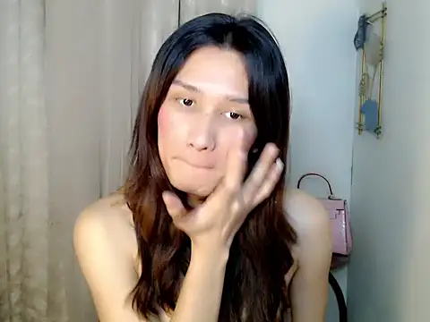 SerenaCortesi online show from 04-13-26, 07:40