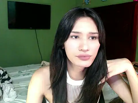 SerenaCortesi online show from 10-26-25, 06:41