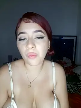Snapshot of Chloe_Sky_love chatting on 10-08-25, 04:14 Chloe Sky love online show from 10-08-25, 04:14
