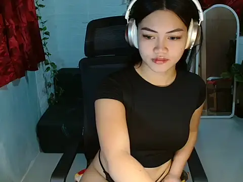 naughtyhothailey online show from 03-08-26, 01:33