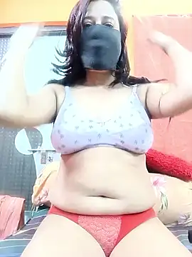 Hotpuja25 online show from 01-14-26, 05:22