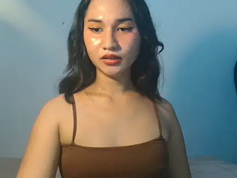 lava lux online show from 07-18-26, 04:15